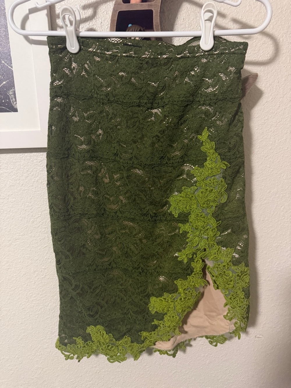 VINTAGE CATWALK FLORAL LACE LINED  MIDI SKIRT